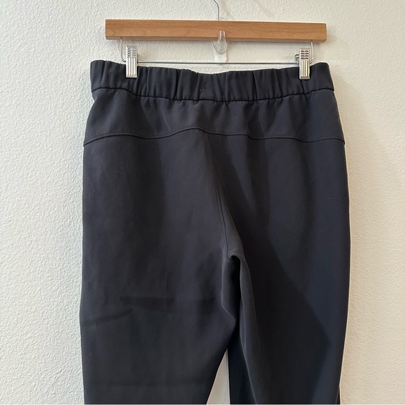 *SOLD* Lululemon On The Fly Mid Rise Joggers Black Size 8 - Picture 6 of 8